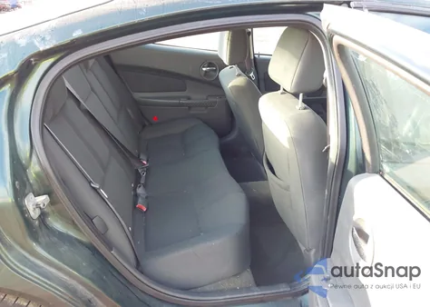 2004 Pontiac Grand Prix Gt1 из США, поврежденный, VIN 2G2WP522841258279